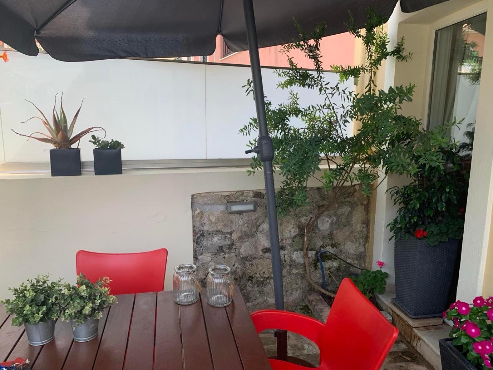 Anemomilos Jacuzzi Suite Corfu  Exterior photo
