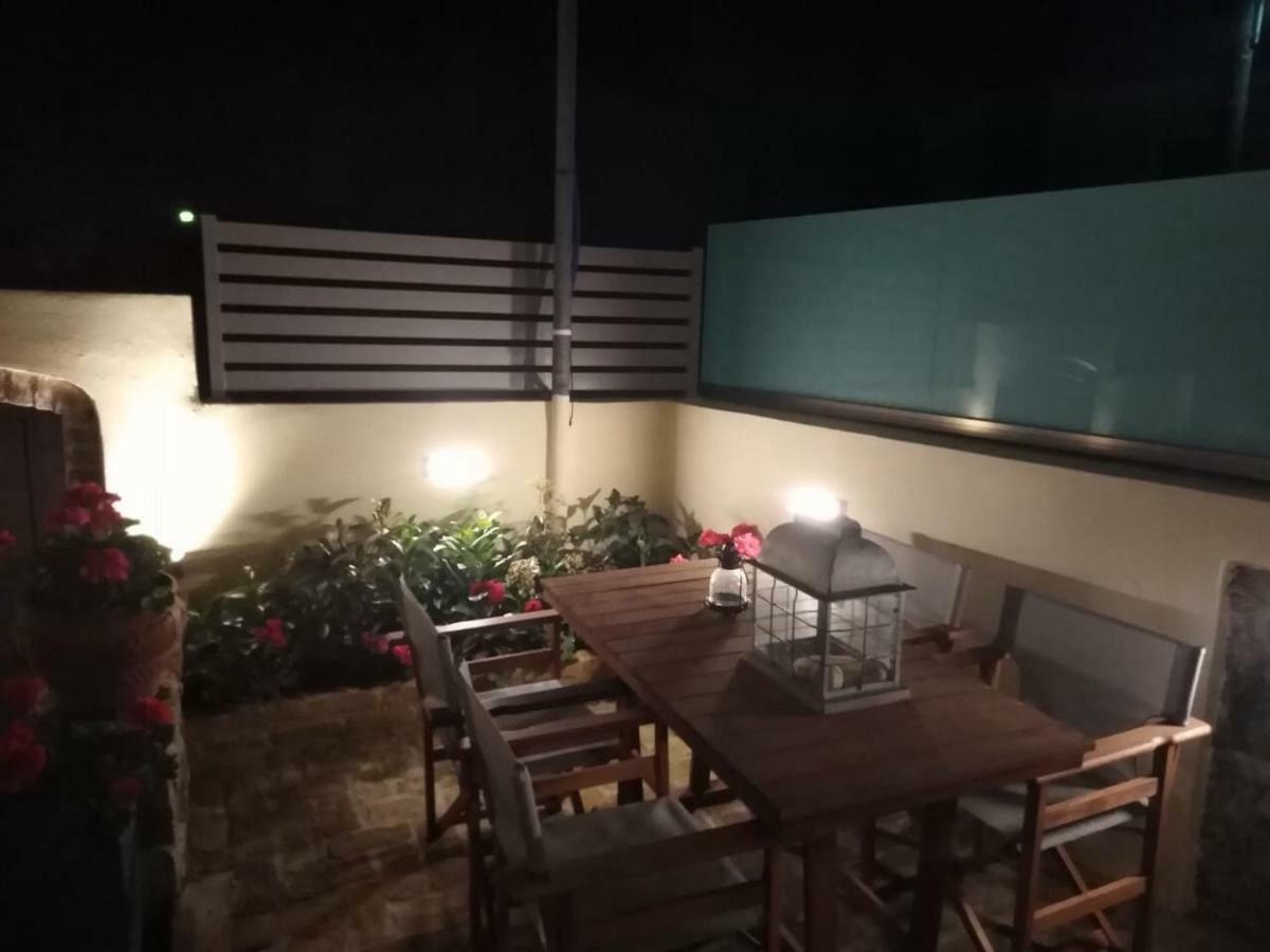Anemomilos Jacuzzi Suite Corfu  Exterior photo